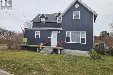 66 MacLeod Street