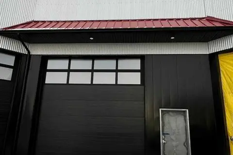 3, 30 Thevenaz Industrial Trail