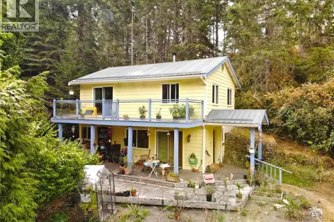121 Whims Rd