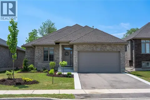 50 VANROOY Trail