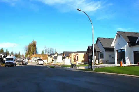 52851 BUNKER ROAD, East Chilliwack