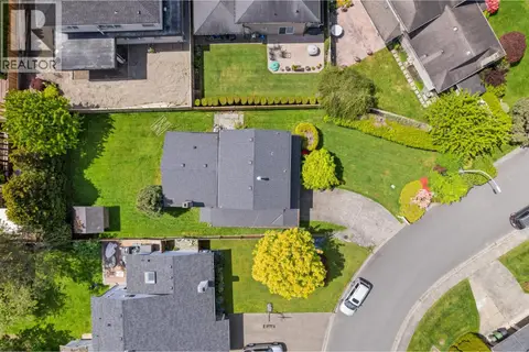 5620 PLOVER COURT