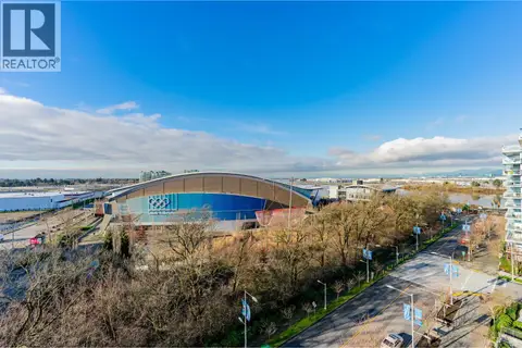 702 6622 PEARSON WAY