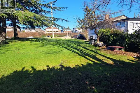 275 Battleford Ave