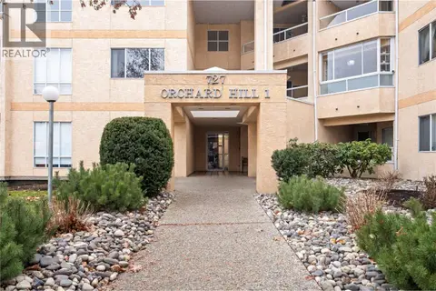 727 Houghton Road Unit# 104