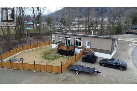 235 Aylmer Road Unit# 49 Lot# 49