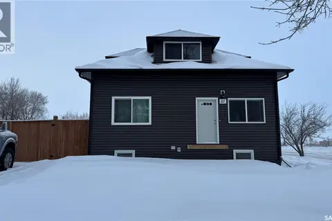 87 Collacott STREET W