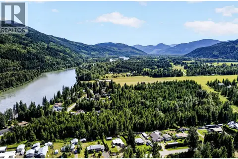 1231 THOMPSON Drive Lot# 1