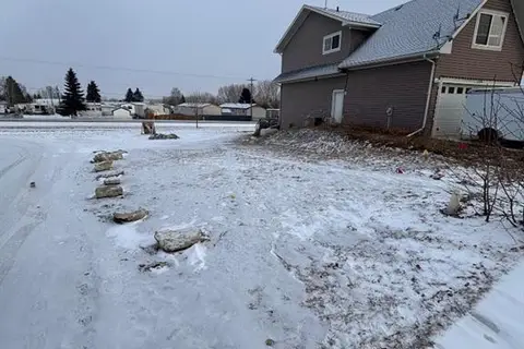 1162 Killdeer Close