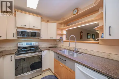 110 Kalamalka Lake Road Unit# 107