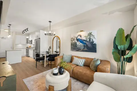 302 11063 RAVINE ROAD