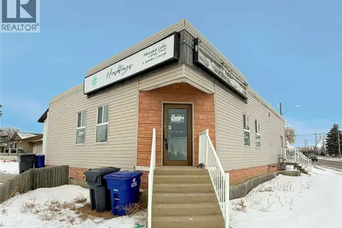 102 North Railway STREET W