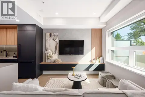 135 W 41ST AVENUE