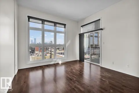 #453 10403 122 ST NW