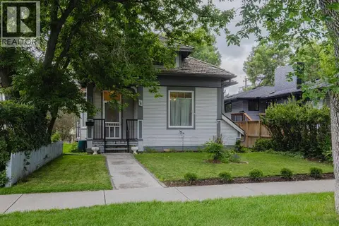 15 Elma Street W