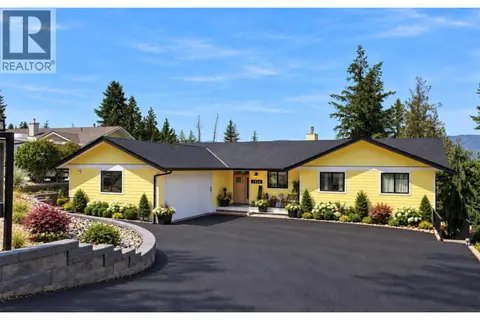 2526 Waverly Drive