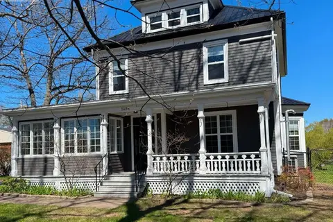 1484 Bridge Street