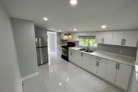9518 ROBSON STREET, Chilliwack Proper West