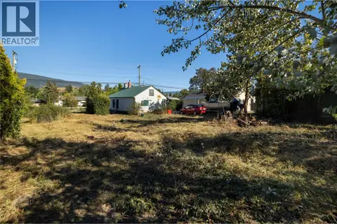 3902 Alexis Park Drive