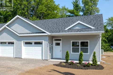 1437 Princess Crescent