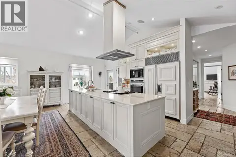 538 McKay Avenue Unit# 401