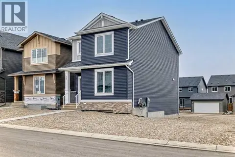 48 Monarch Bend