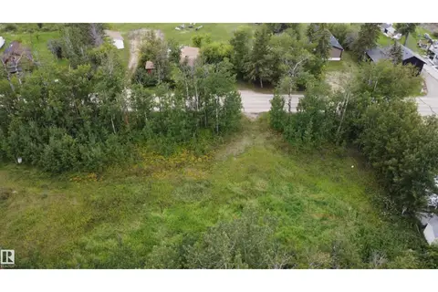 21-55022 Lac Ste. Anne Trail