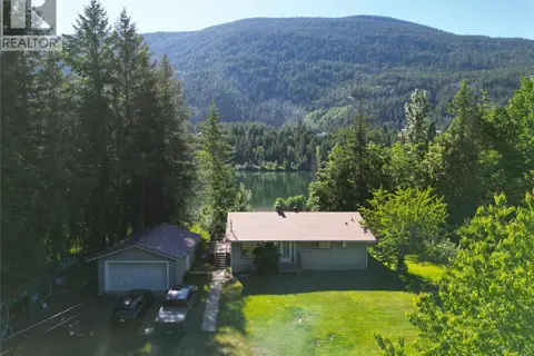 1062 Scamp Road