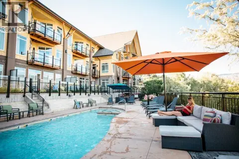 13011 LAKESHORE Drive S Unit# 115