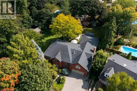 373 BROOKVIEW Court