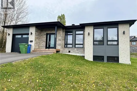 48 Mgr-Roy Avenue