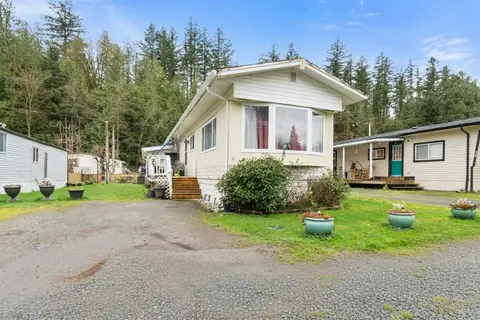 27 3942 COLUMBIA VALLEY ROAD, Cultus Lake East
