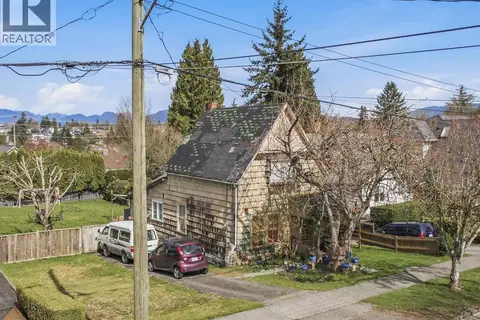 235 DURHAM STREET