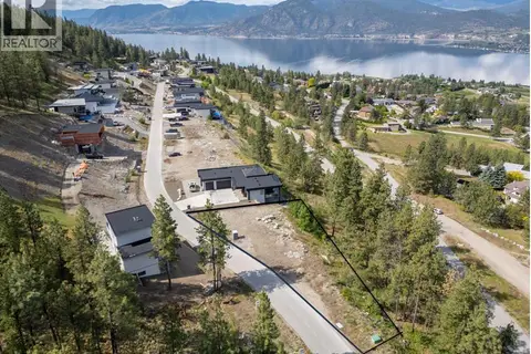2975 Outlook Way
