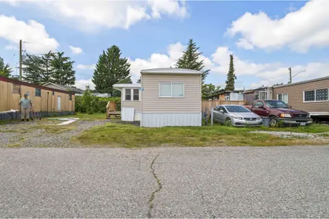 9B 26892 FRASER HIGHWAY