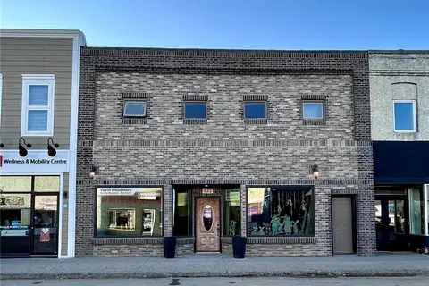 622 Main STREET