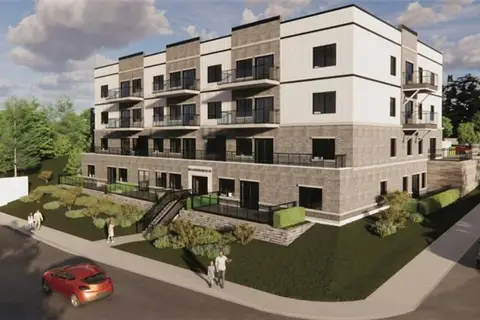 80 CAITHNESS Street W Unit# 306