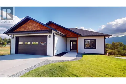 825 Selkirk Drive