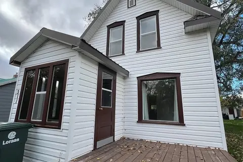 311 1st STREET W