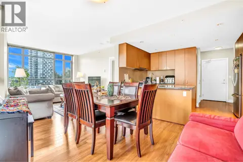 1003 3008 GLEN DRIVE