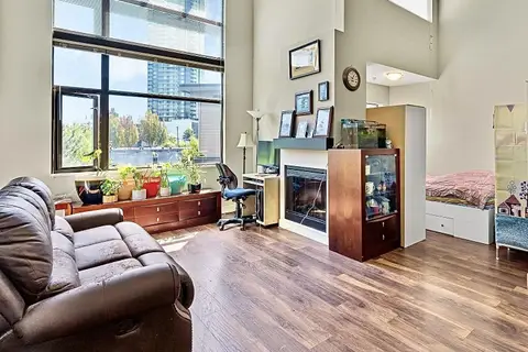 452 10838 CITY PARKWAY