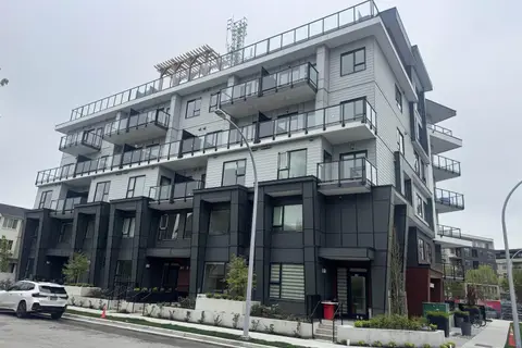 303 15739 FRASER HIGHWAY
