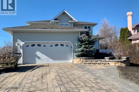 9106 93 Ave