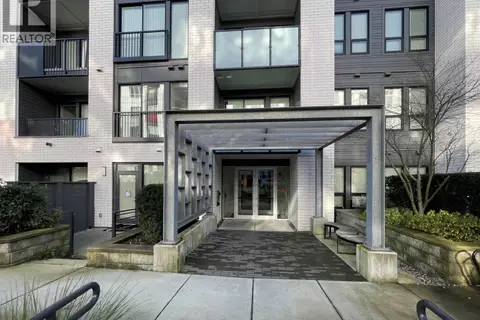 309 9228 SLOPES MEWS