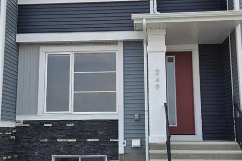 241 Cobblestone Gate SW