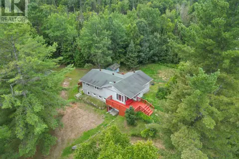 525 MAPLE ROAD