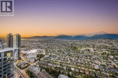 5404 4880 LOUGHEED HIGHWAY