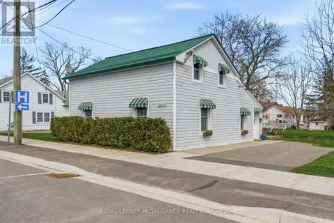 392 PICTON MAIN STREET