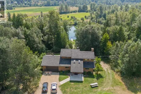 6172 SLOCAN RIVER Road