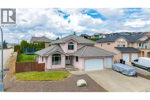 400 Fortress Crescent